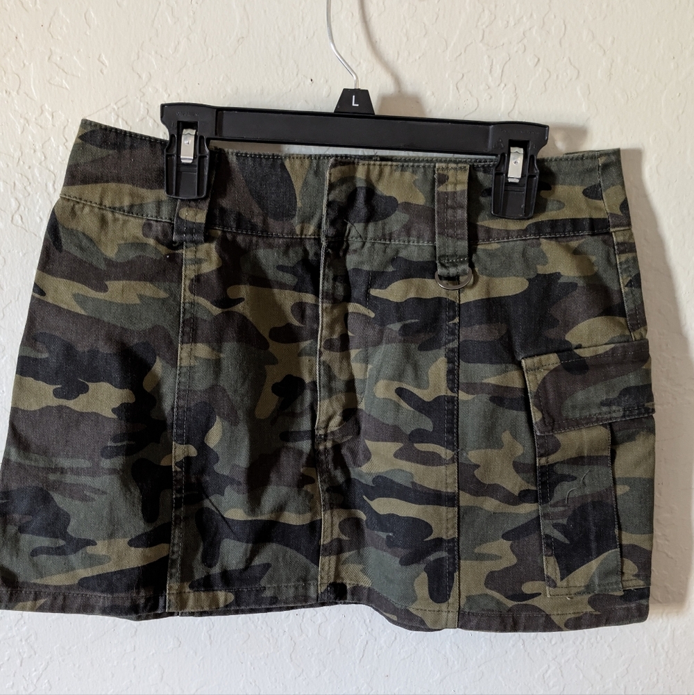 Forever 21 Camouflage Skirt